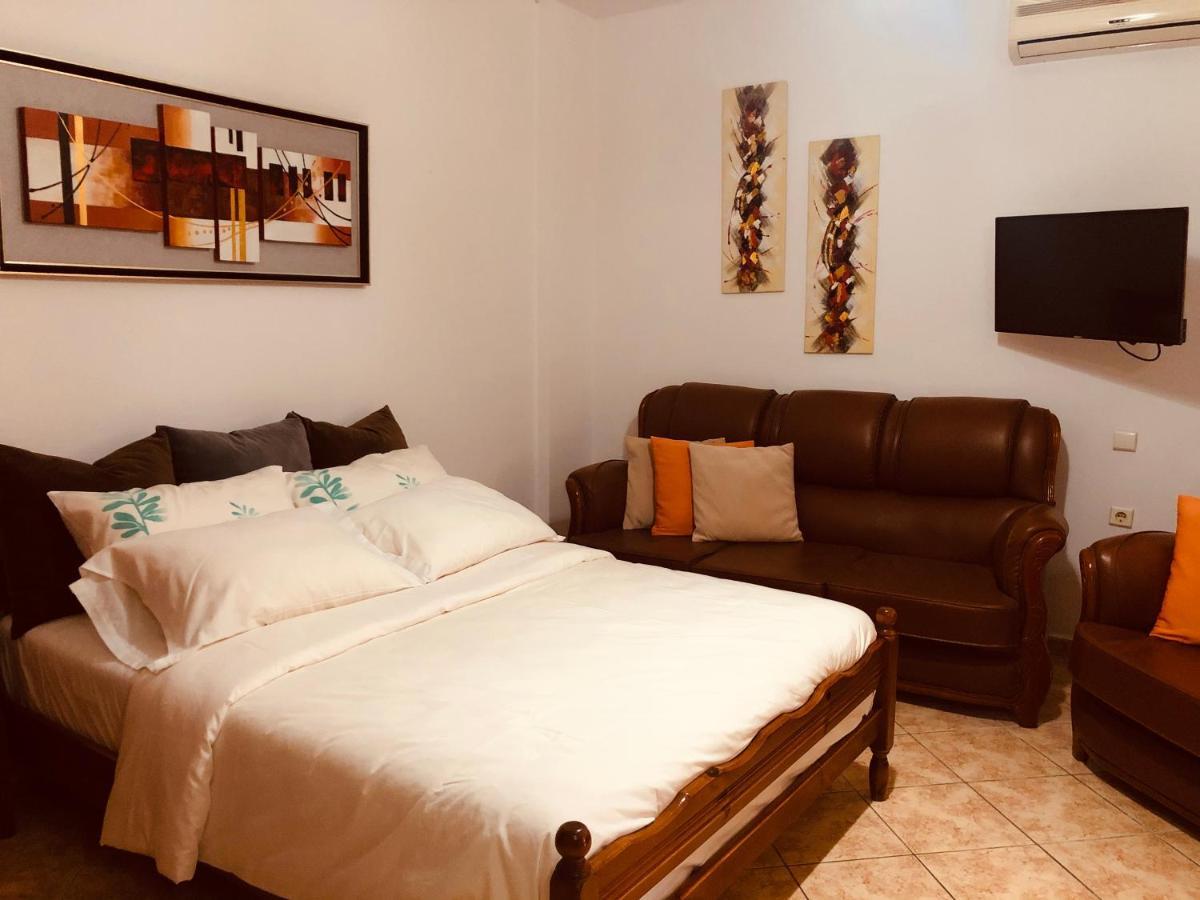 Flora Apartments Sarandë Eksteriør billede
