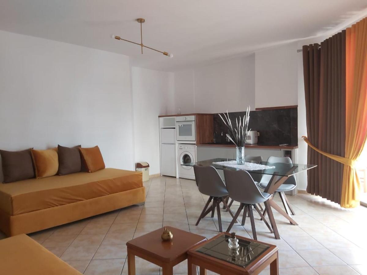 Flora Apartments Sarandë Eksteriør billede