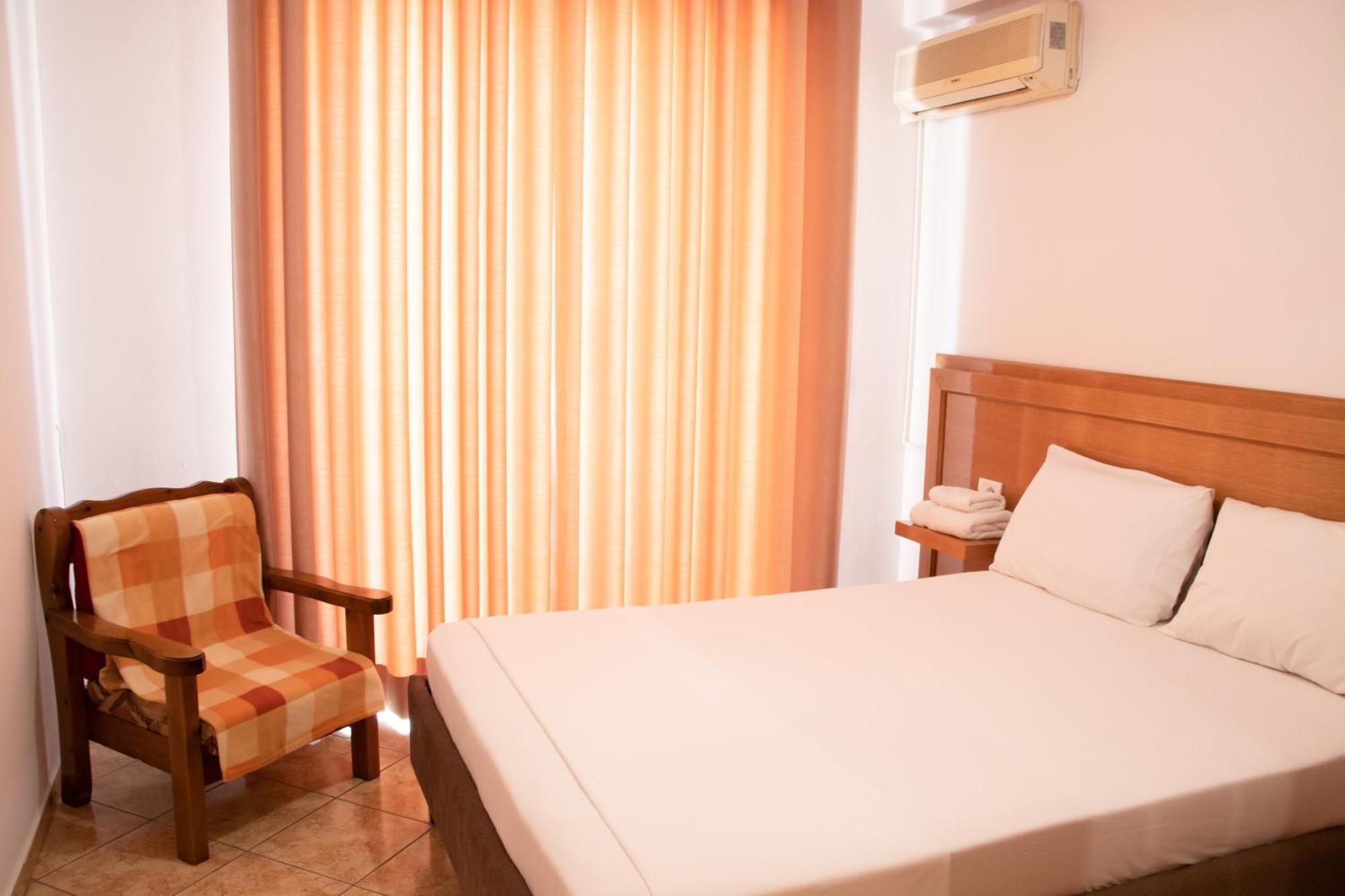 Flora Apartments Sarandë Eksteriør billede
