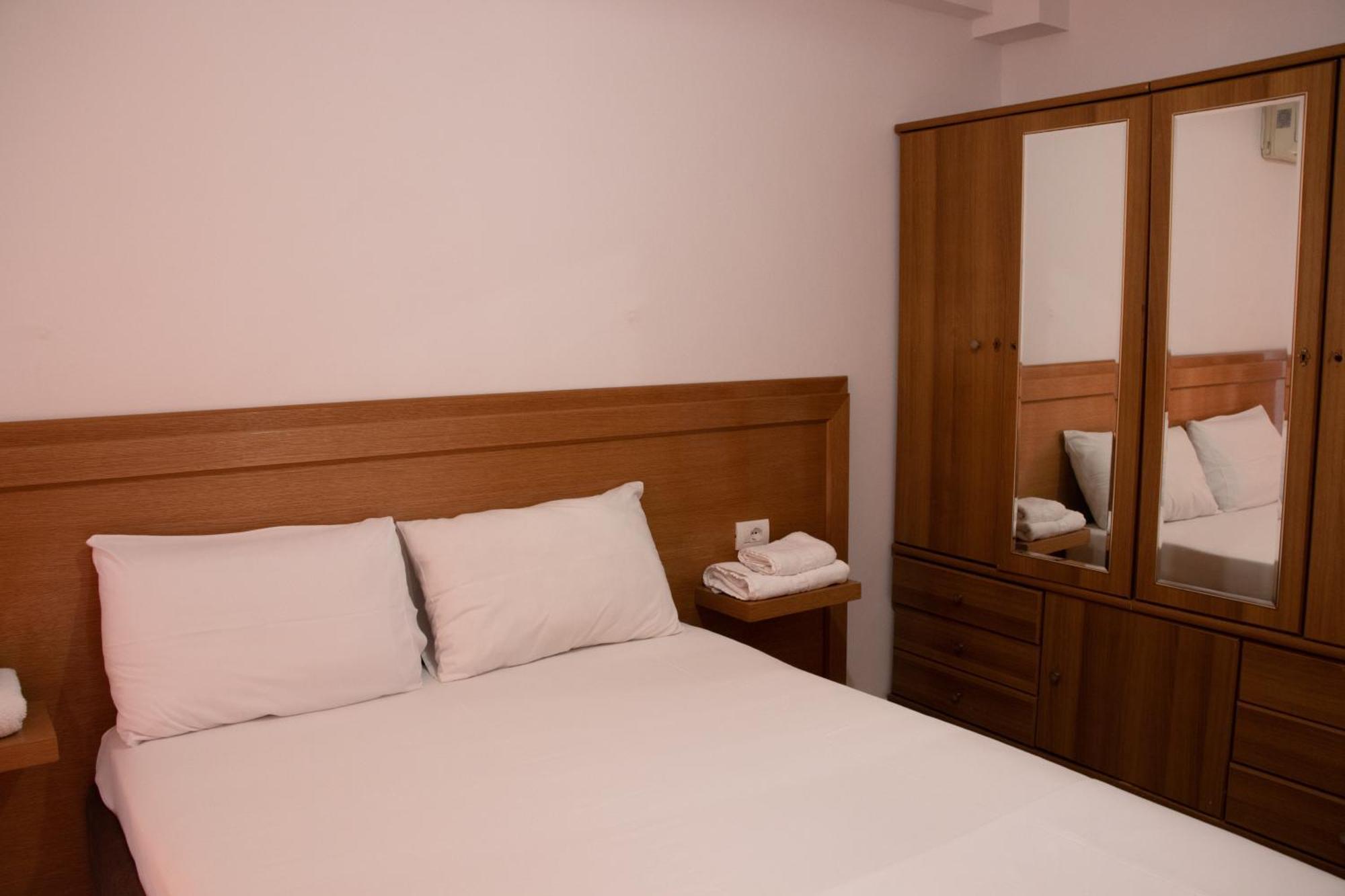 Flora Apartments Sarandë Eksteriør billede
