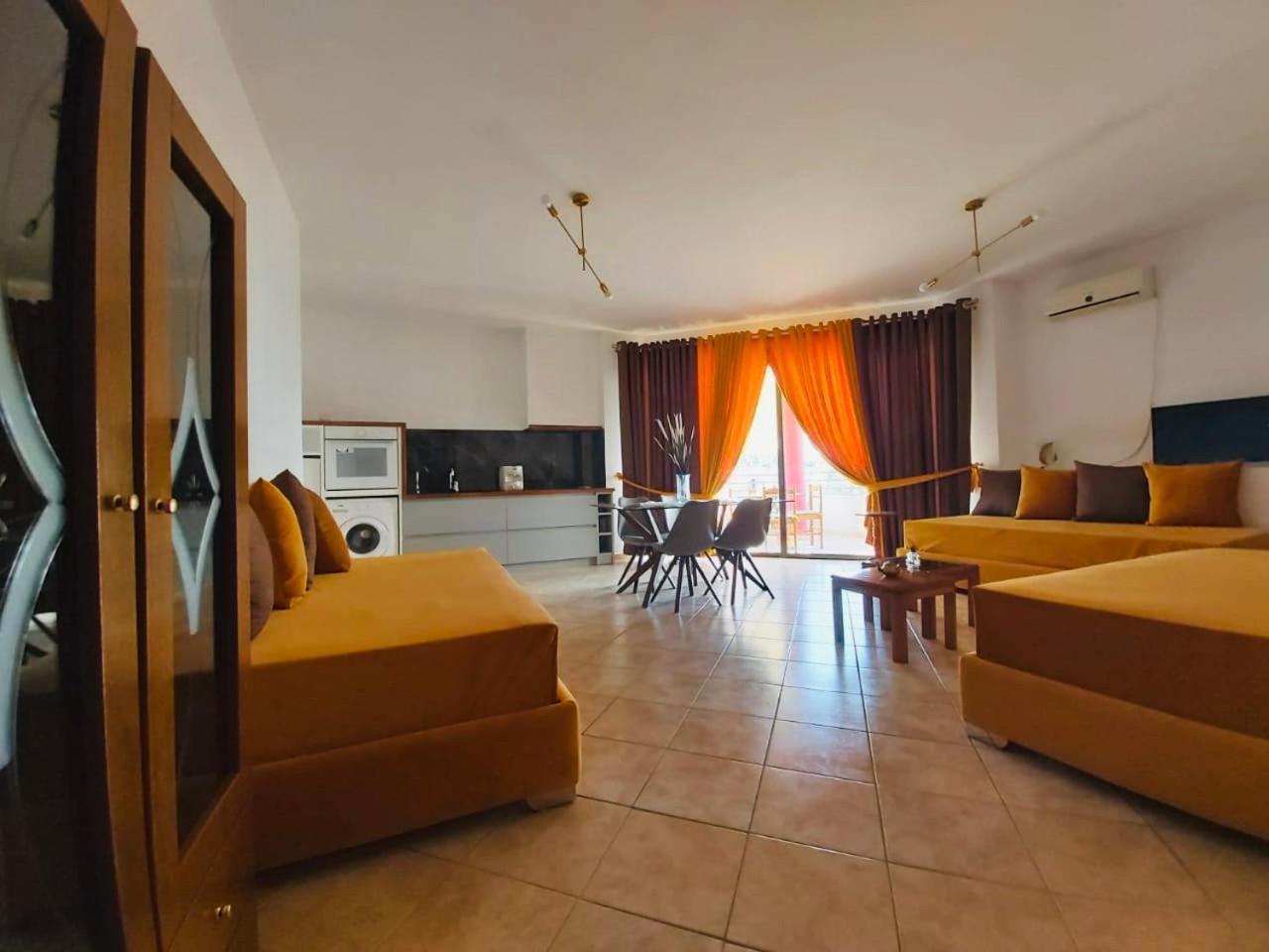 Flora Apartments Sarandë Eksteriør billede