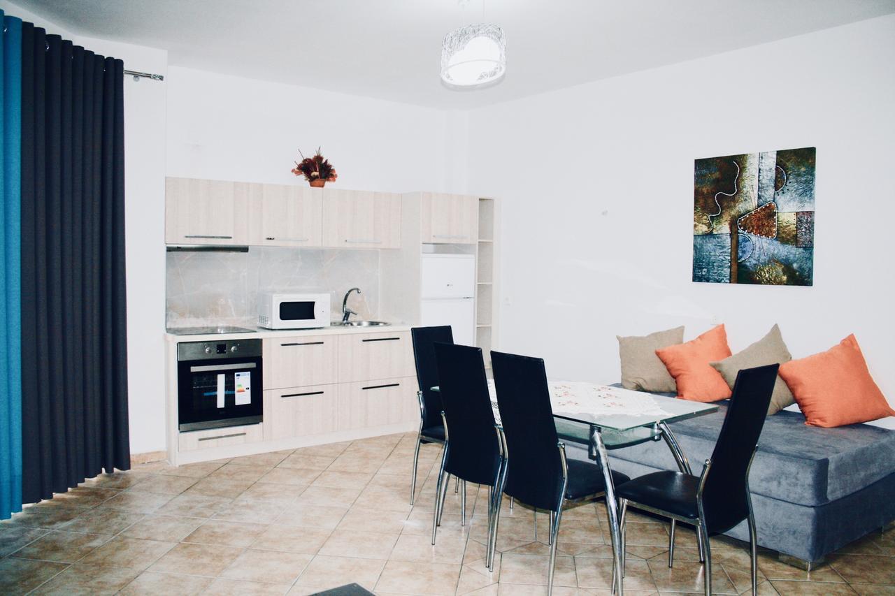 Flora Apartments Sarandë Eksteriør billede